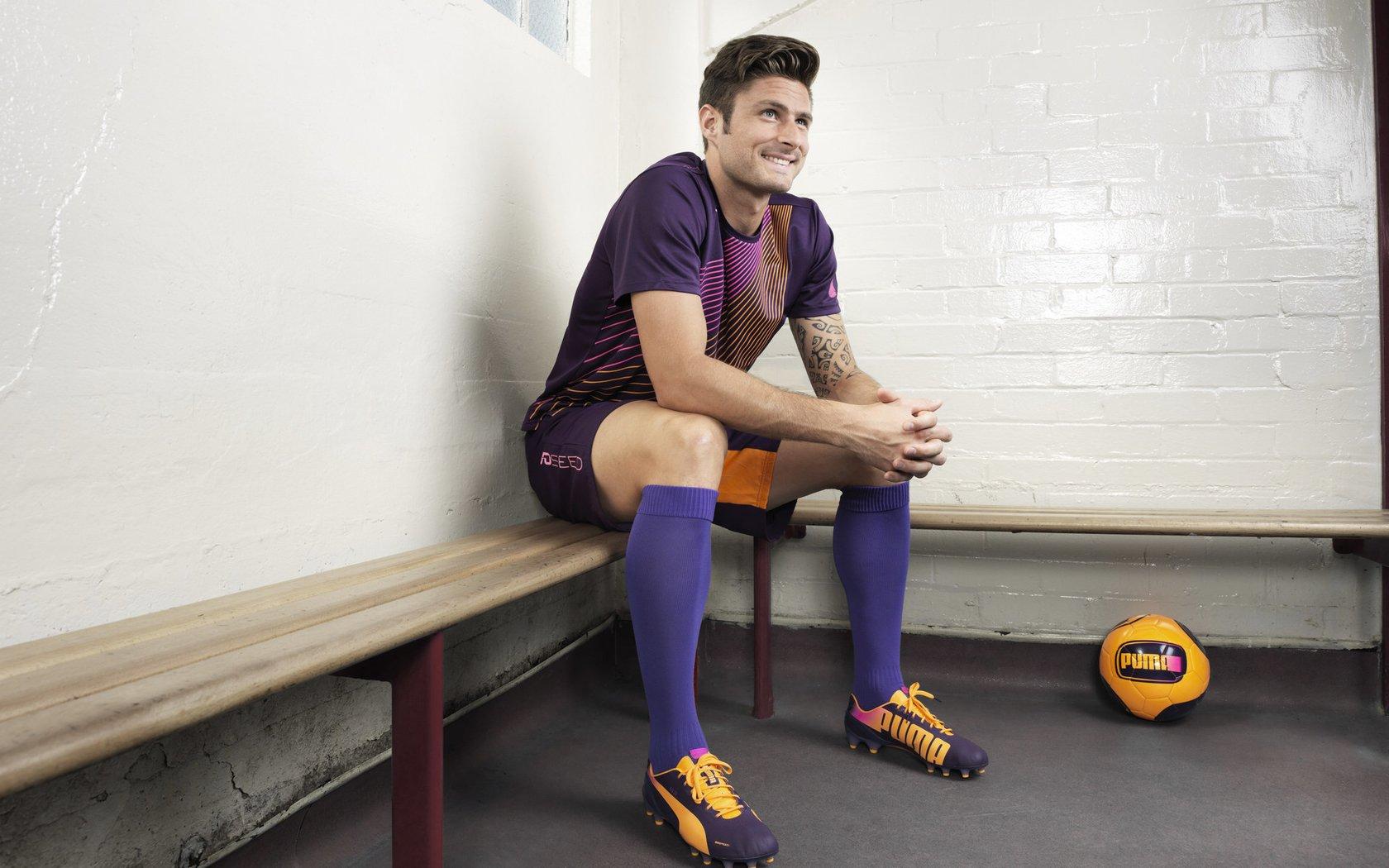 会有奇迹吗？最新夺冠概率：拜仁100%巴萨90.5%那不勒斯87.2%